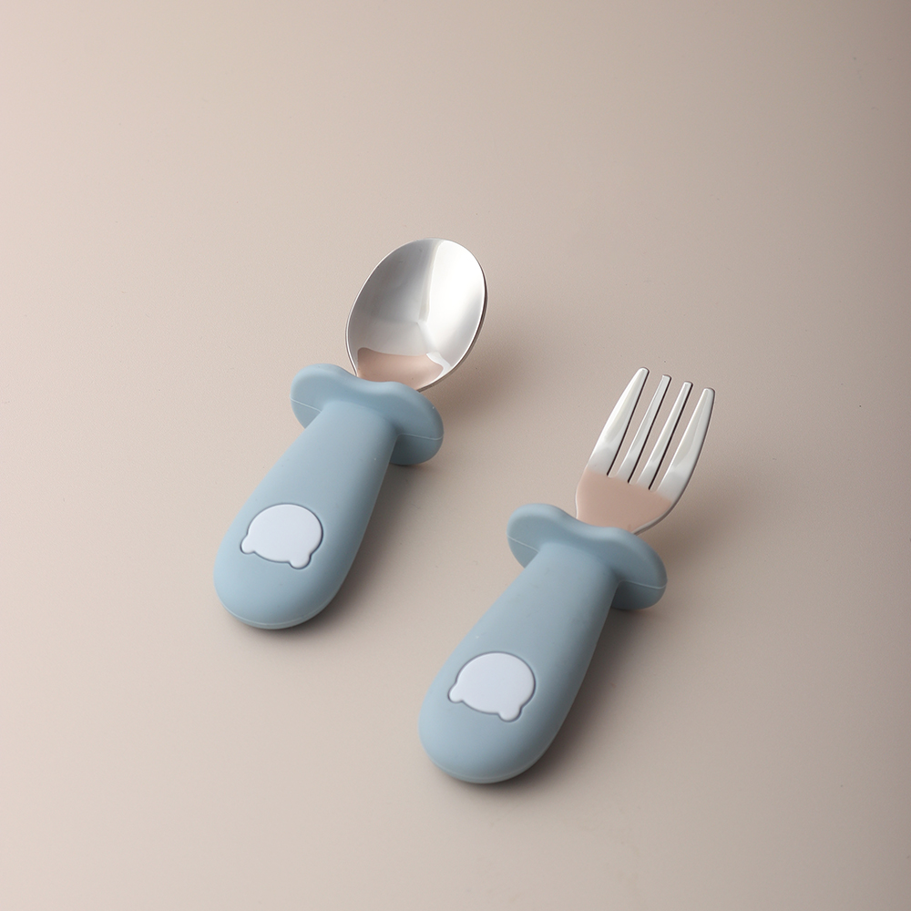 Baby panda shape silicone spoo - Baby Food Utensils avis et prix